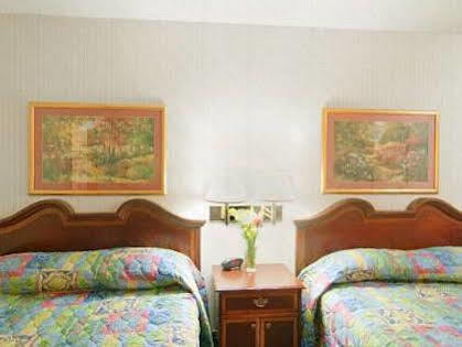 Americas Best Value Inn York Eksteriør bilde